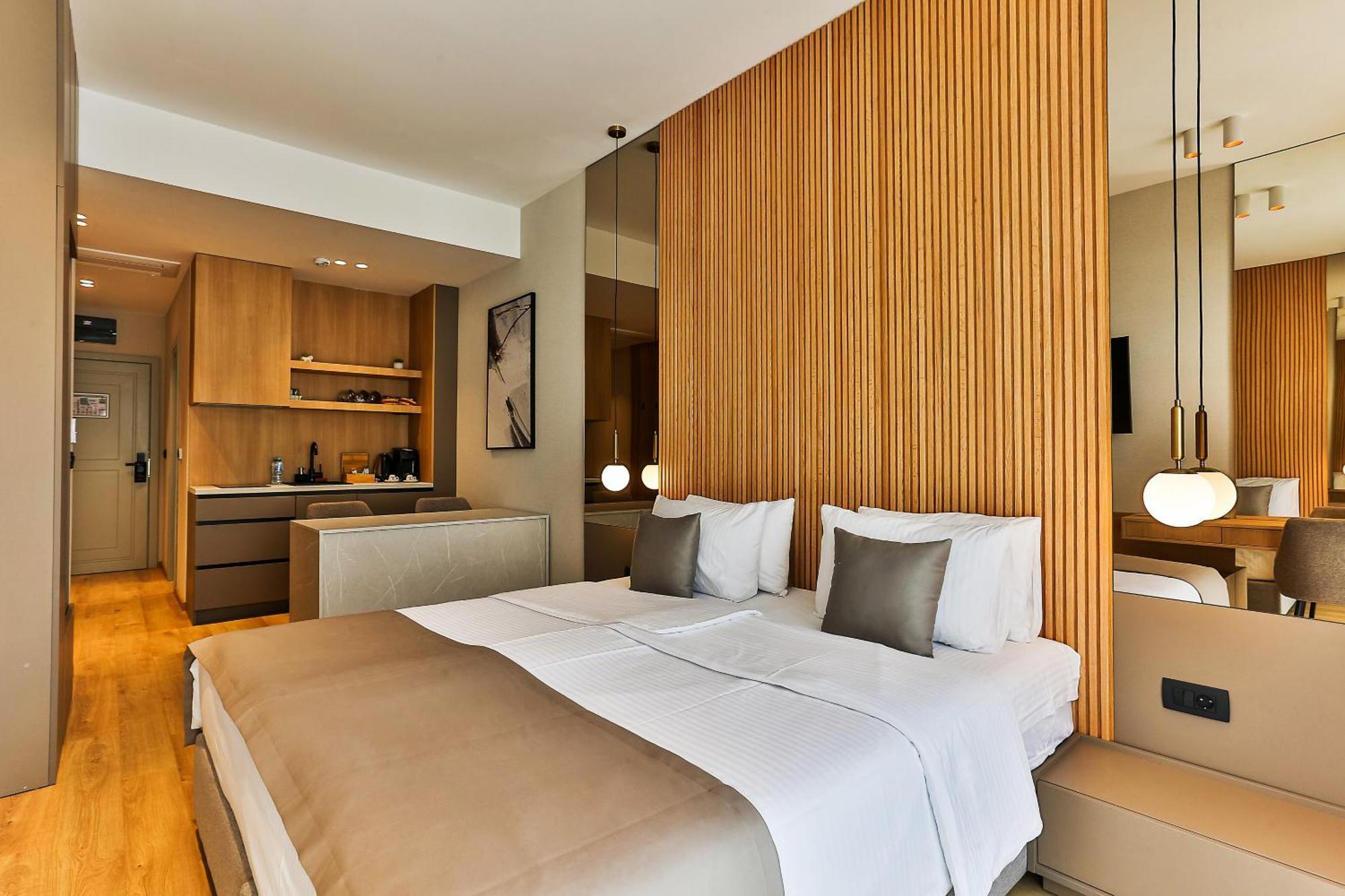 Regent 4* Budua